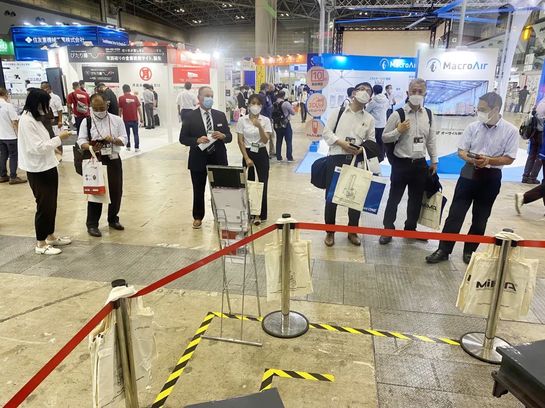 米玛电动叉车亮相国际物流展会.jpg 米玛电动叉车亮相国际物流展会.jpg