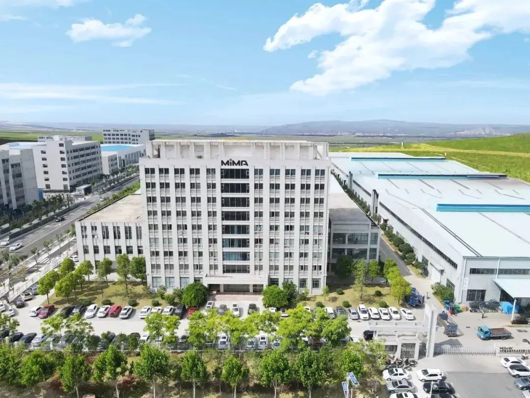 合肥搬易通办公大楼.jpg 合肥搬易通办公大楼.jpg